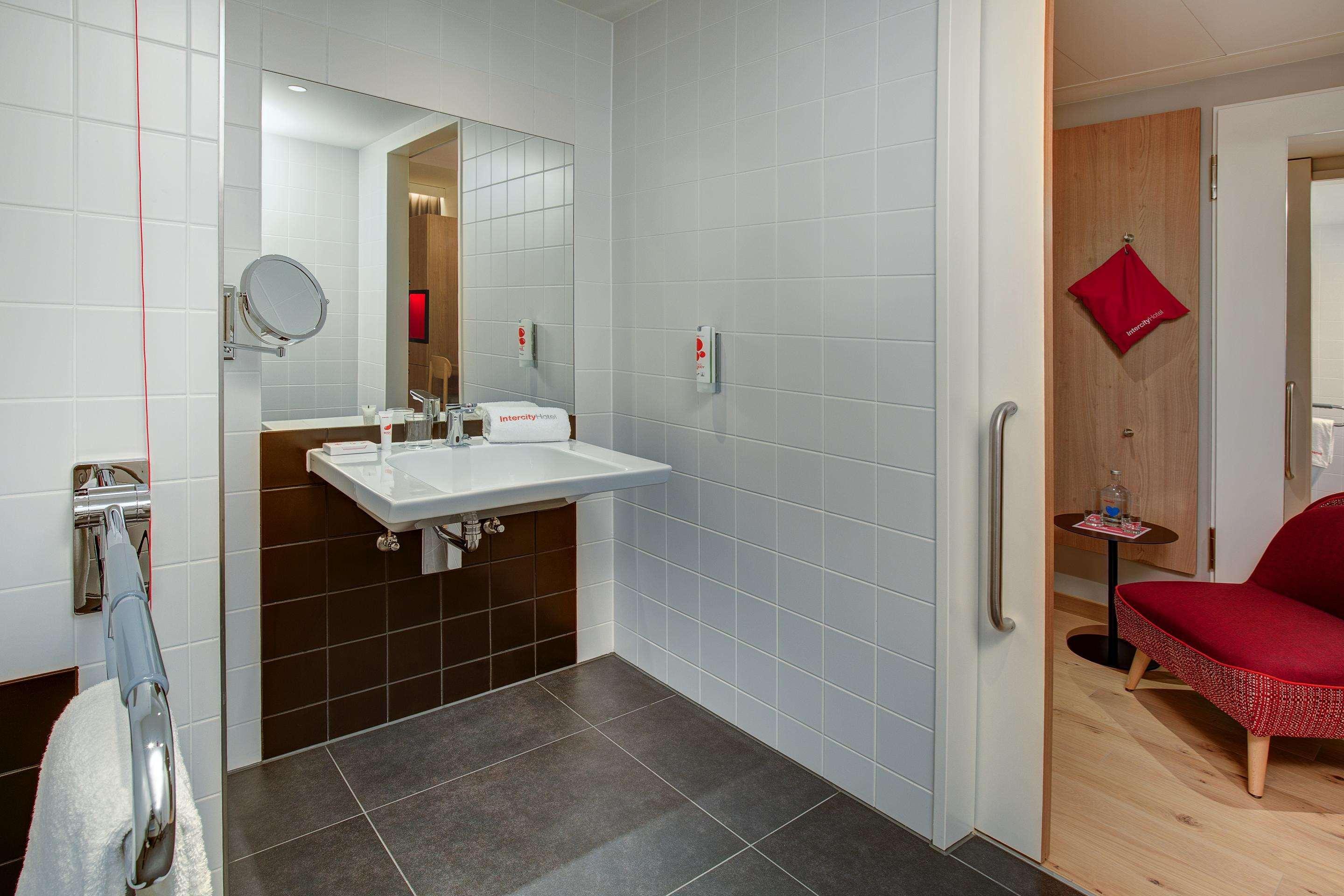 IntercityHotel Duisburg Buitenkant foto