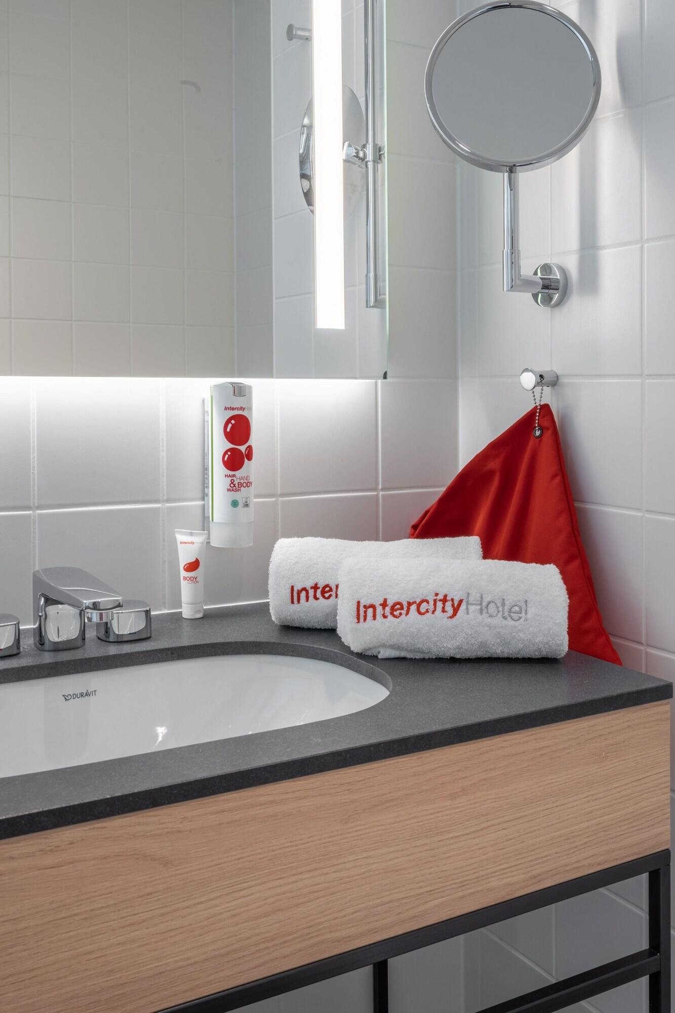 IntercityHotel Duisburg Buitenkant foto